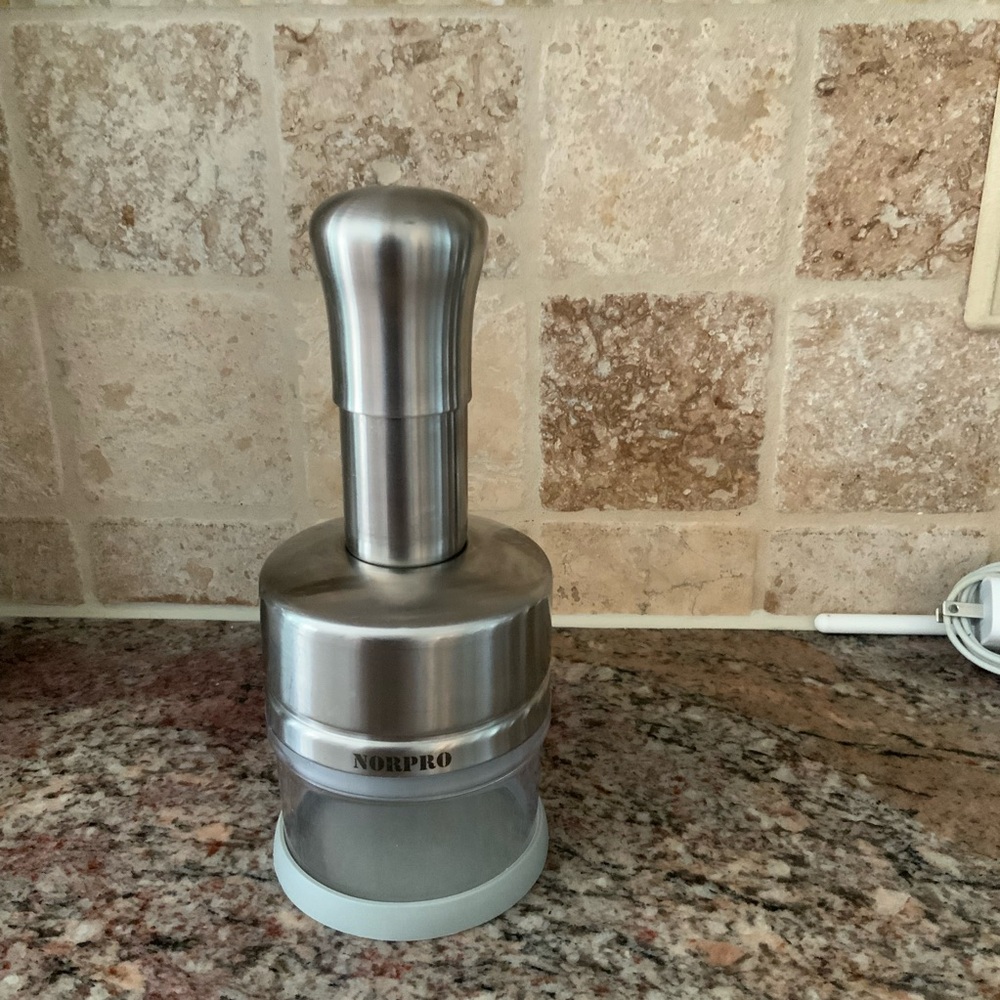 Stainless Steel Herb Chopper - Silver